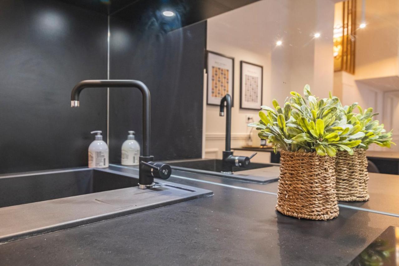 Charmant Studio Hypercentre Reims Apartment Ngoại thất bức ảnh