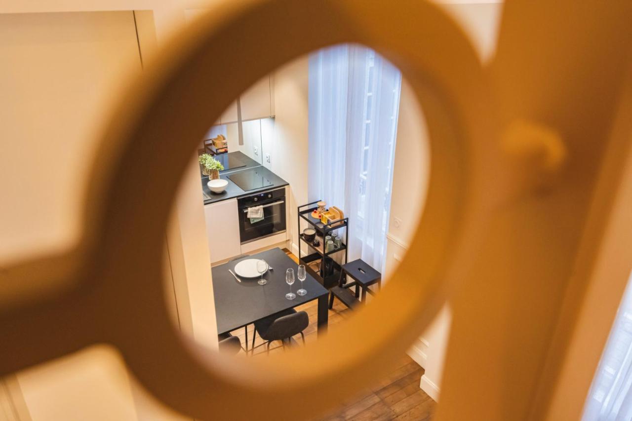 Charmant Studio Hypercentre Reims Apartment Ngoại thất bức ảnh