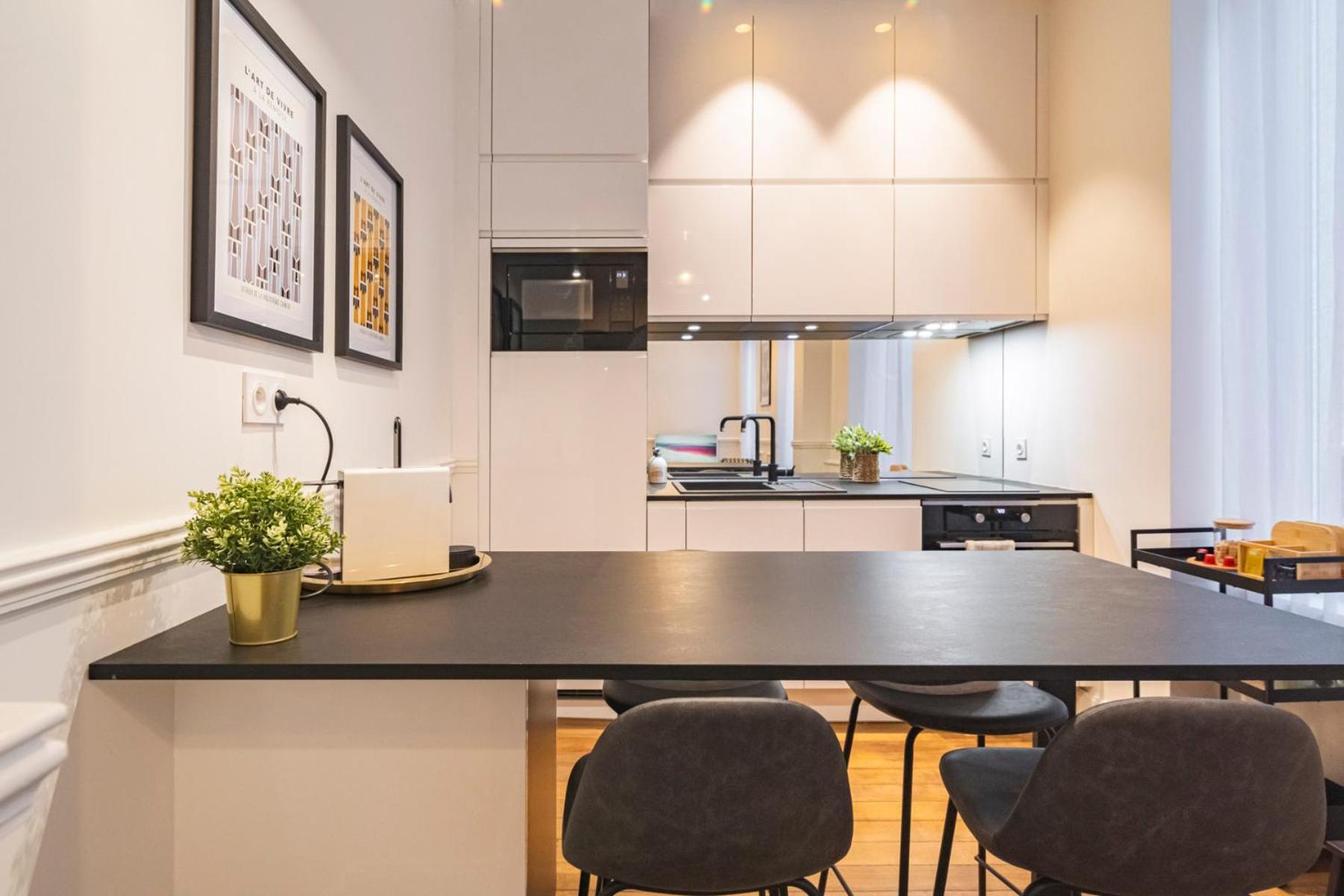 Charmant Studio Hypercentre Reims Apartment Ngoại thất bức ảnh