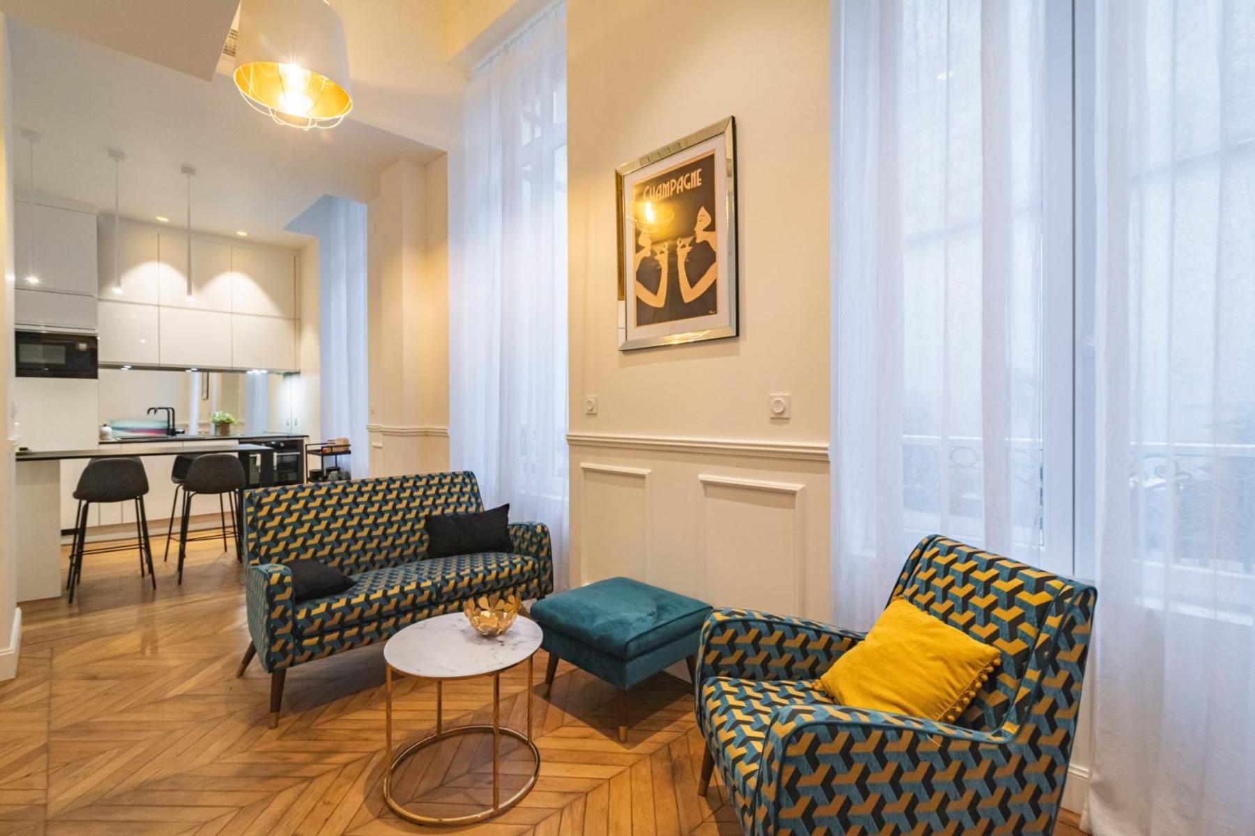 Charmant Studio Hypercentre Reims Apartment Ngoại thất bức ảnh
